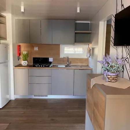 Holiday Lucic Holiday home *